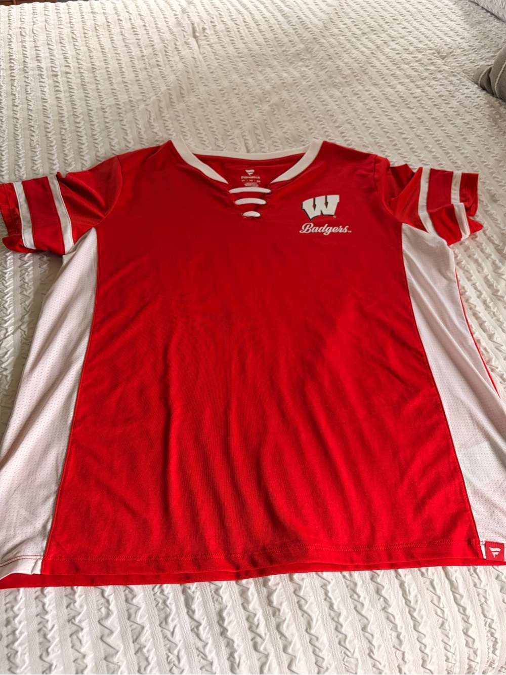 Wonens Red Wisconsin Badgers Short-Sleeve Top